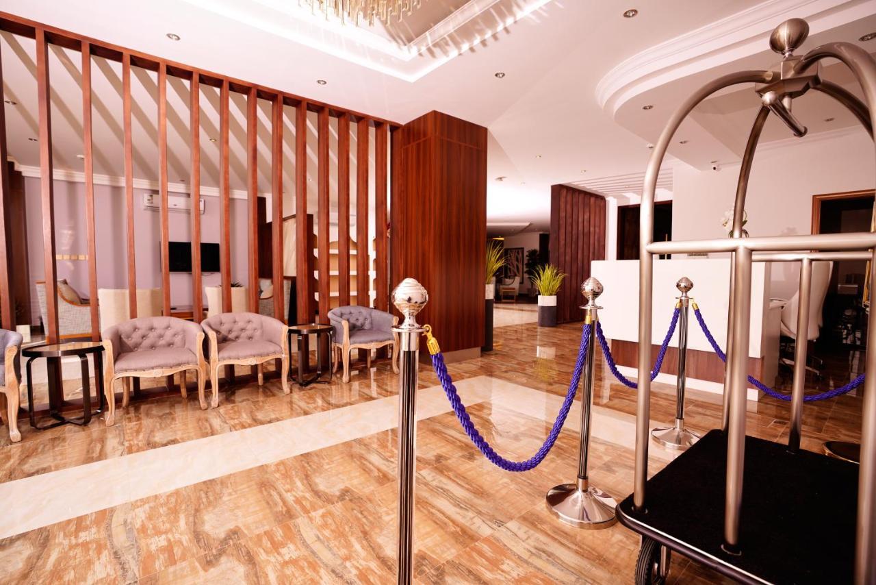 Suite Blue ดัมมัม ภายนอก รูปภาพ